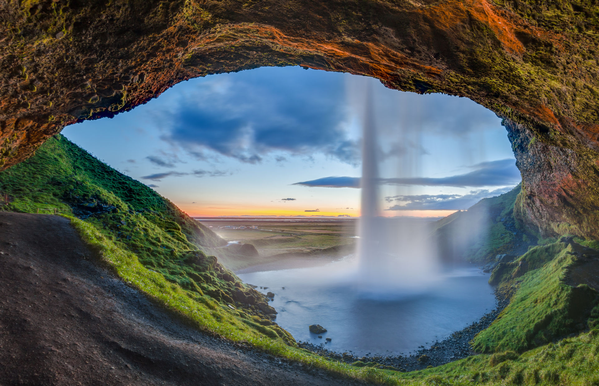 cascada seljalandsfoss