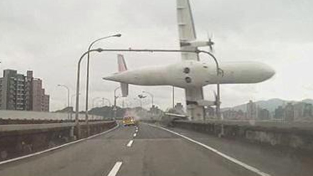 Plane crash Taiwan