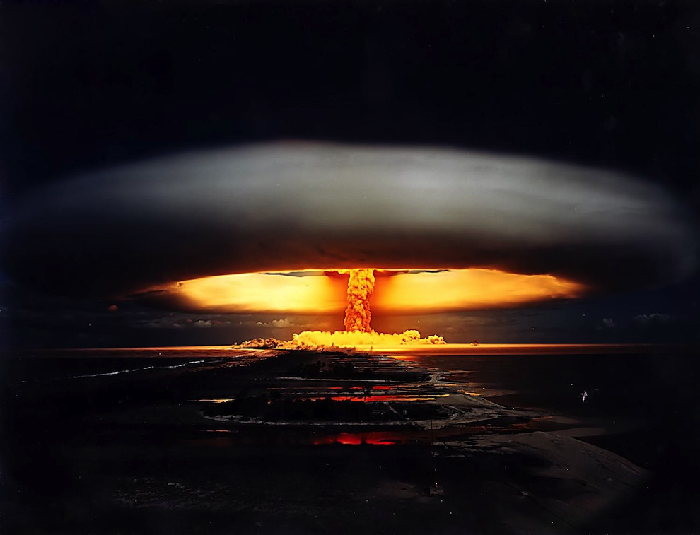 bomba-nucleara-omofon15
