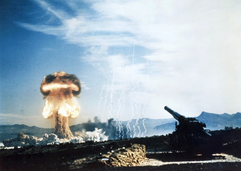 bomba-nucleara-omofon19