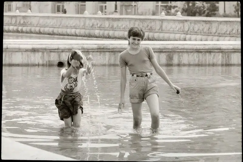 bucuresti-dupa-1989-omofon11