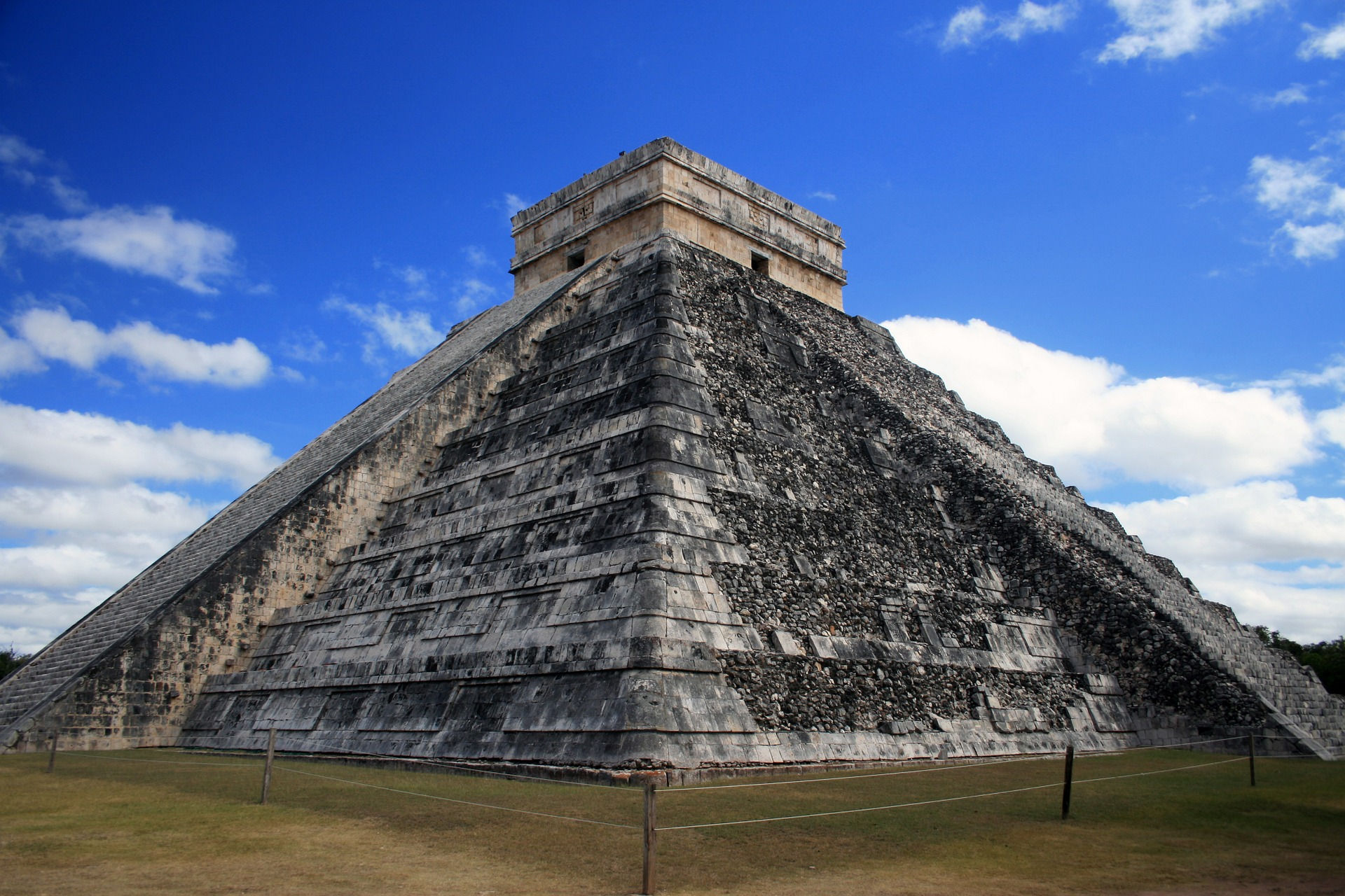 chichen itza piramida